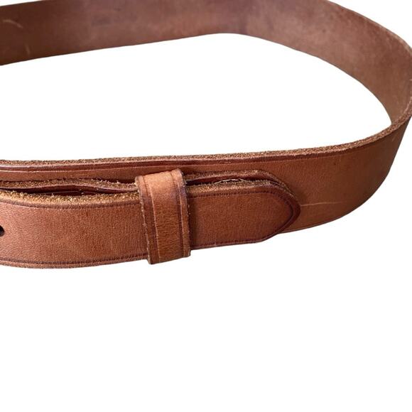 Brown Leather Floral Silver Tone Buckle Belt size medium - Picture 4 of 7